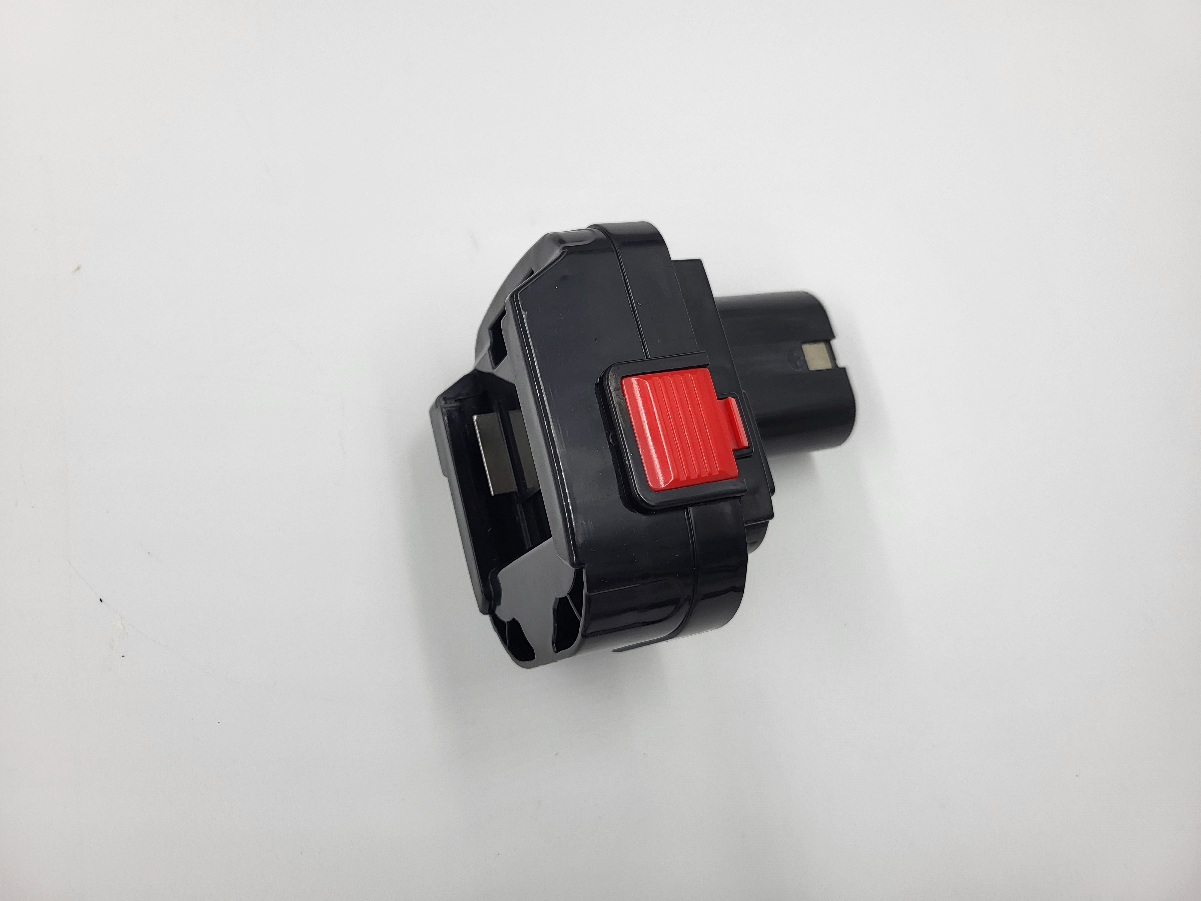 Adaptateur Batterie Li-Ion / Ni-Cd